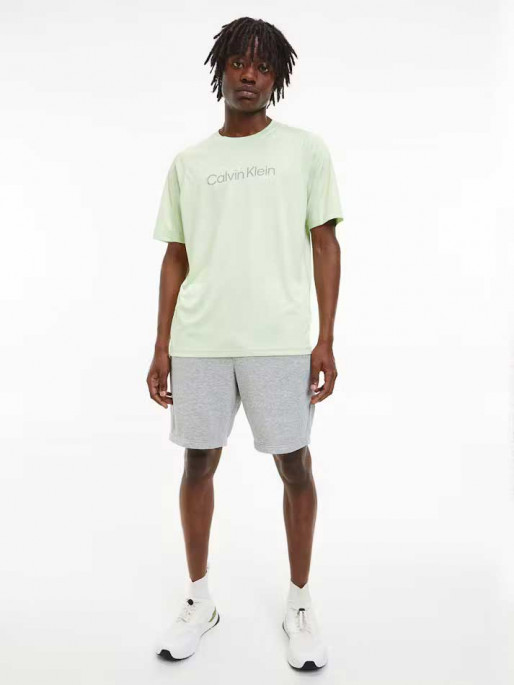 Calvin Klein Performance PW – 9 Shorts