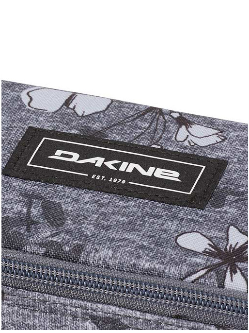 DAKINE SCHOOL CASE
