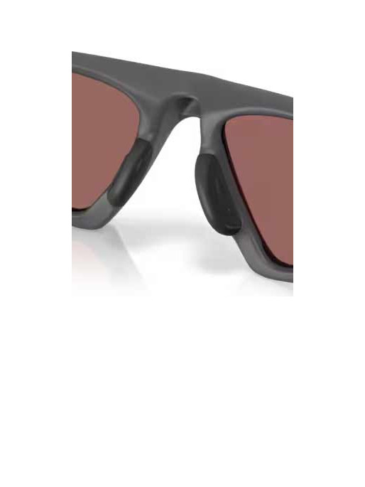 OAKLEY