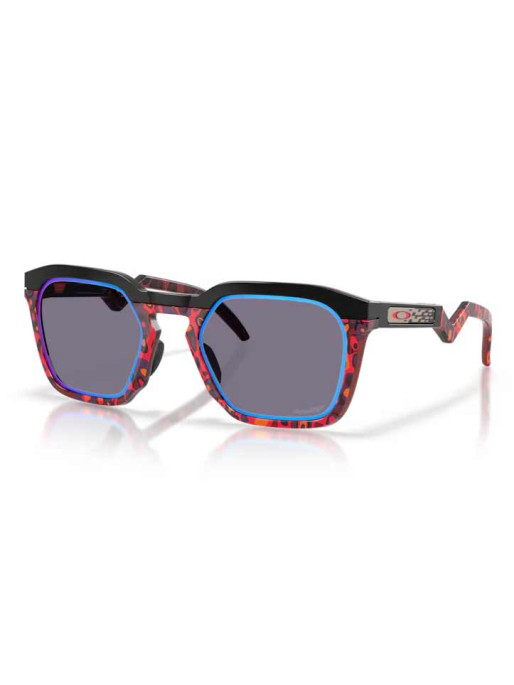 OAKLEY
