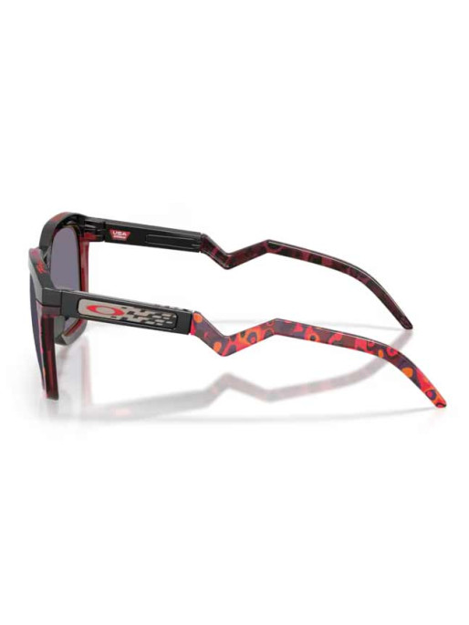 OAKLEY