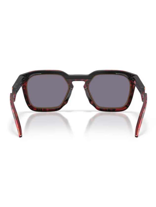 OAKLEY