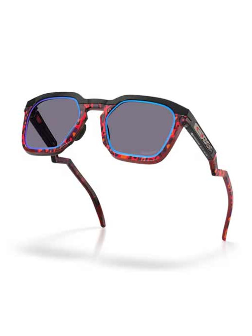 OAKLEY