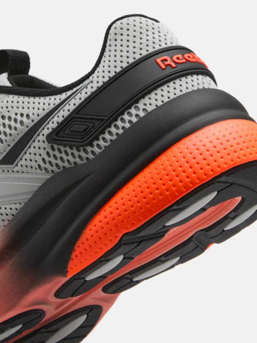 REEBOK Обувки RELORA