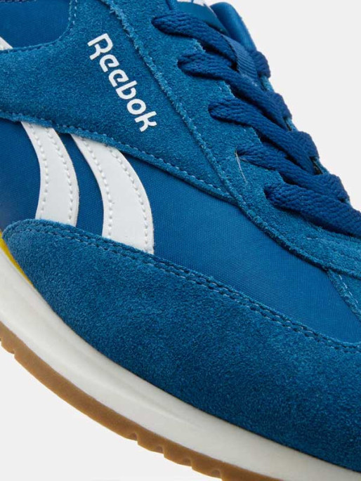 REEBOK Обувки WORLD 70