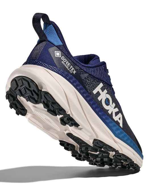 HOKA ONE ONE
