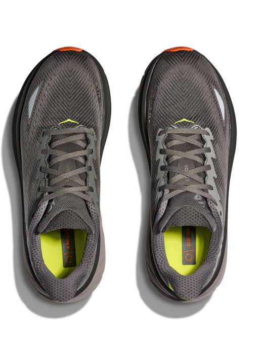 HOKA ONE ONE