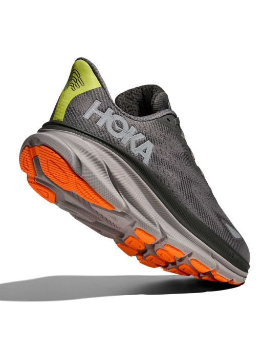 HOKA ONE ONE