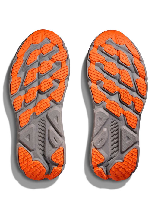 HOKA ONE ONE