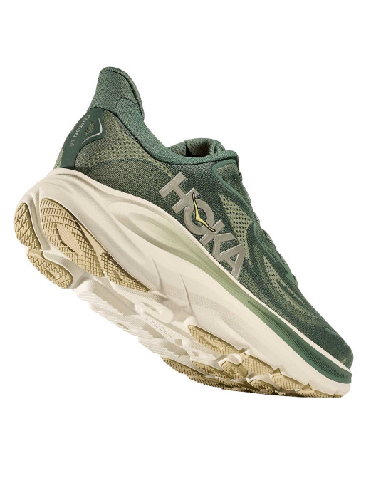 HOKA ONE ONE