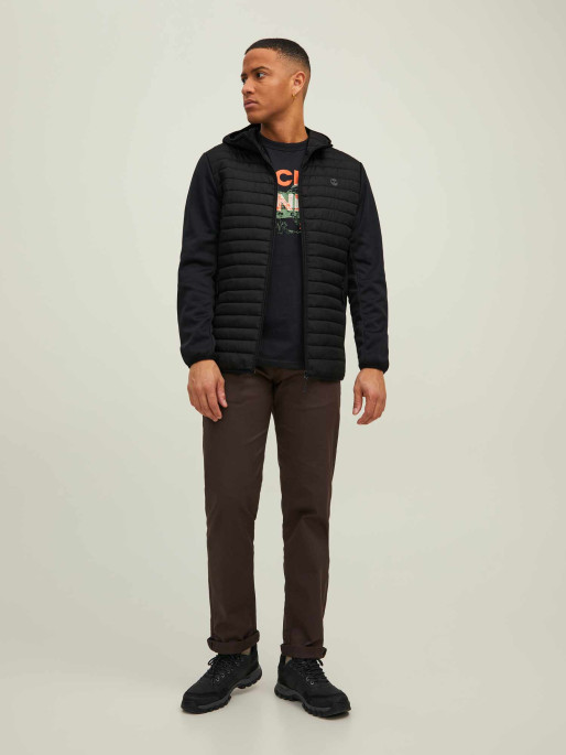 JACK & JONES