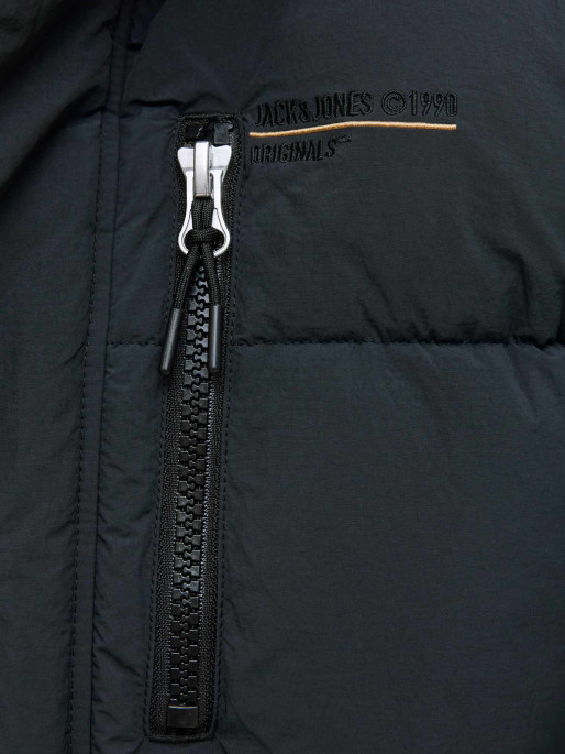 JACK & JONES