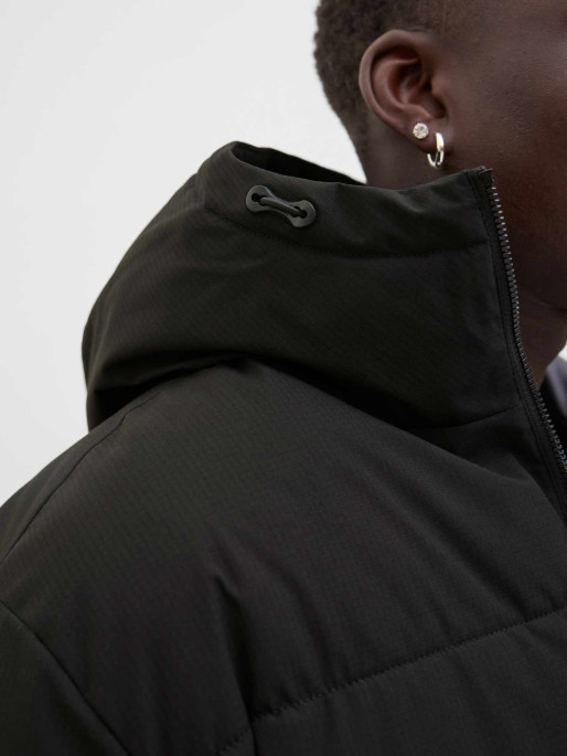 JACK & JONES