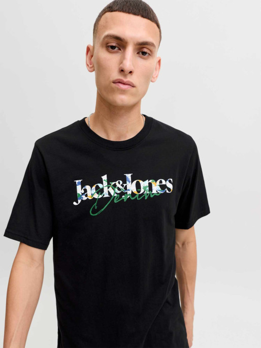 JACK AND JONES