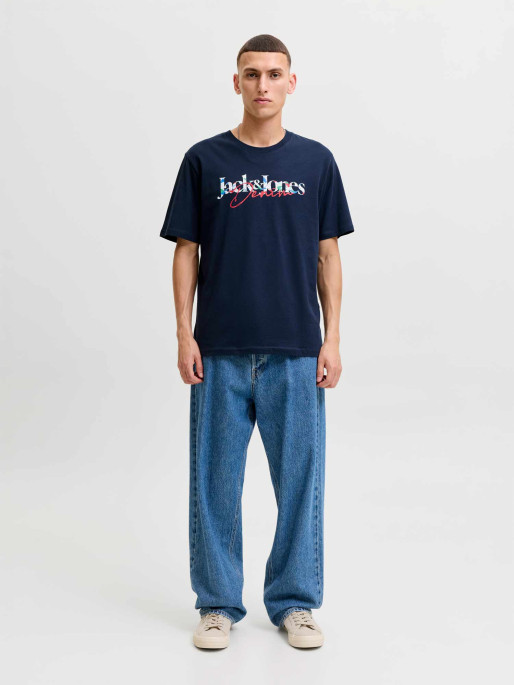 JACK AND JONES