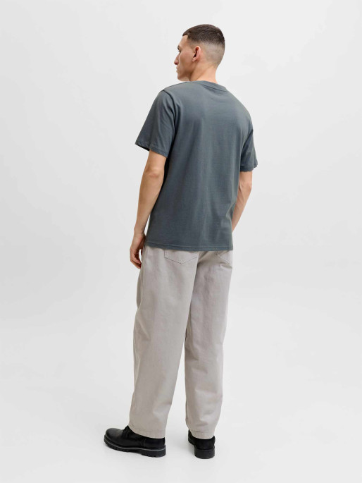 JACK AND JONES