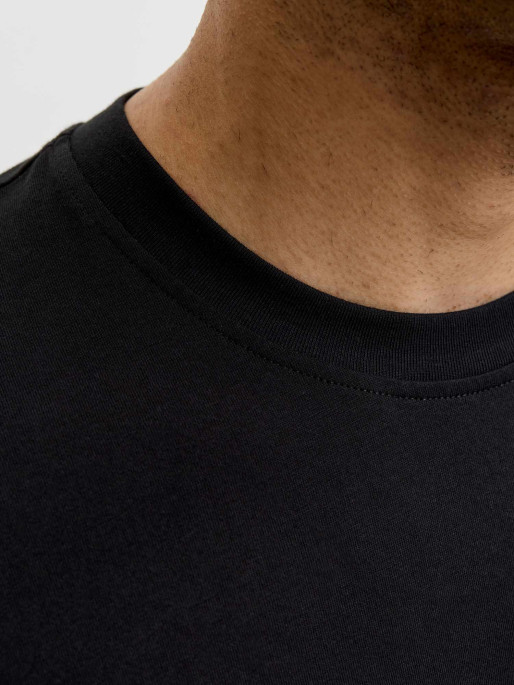 JACK AND JONES