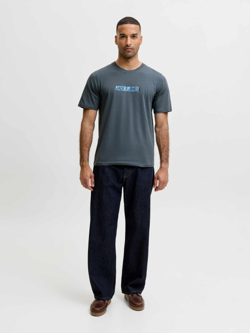 JACK AND JONES