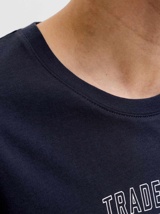 JACK AND JONES