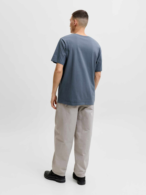 JACK AND JONES