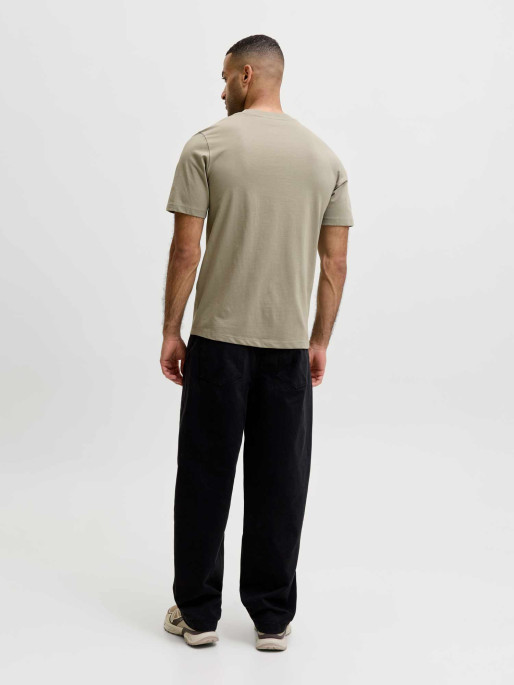 JACK AND JONES