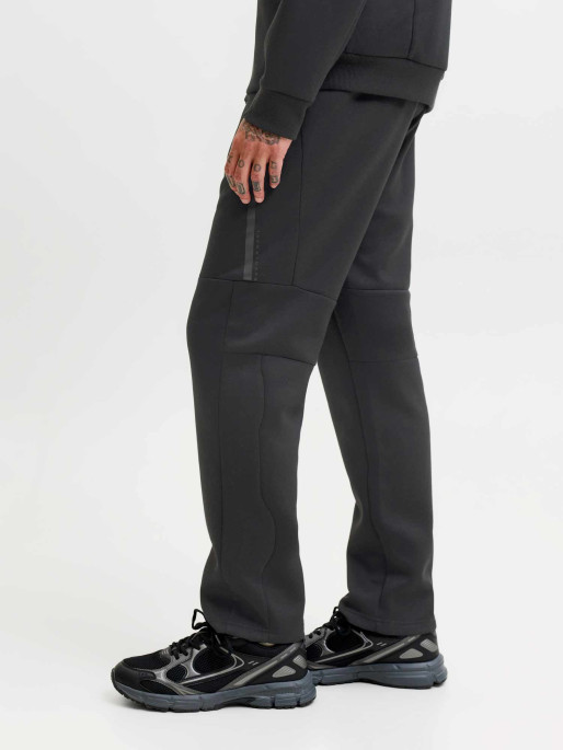 JACK AND JONES