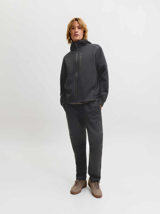 JACK AND JONES