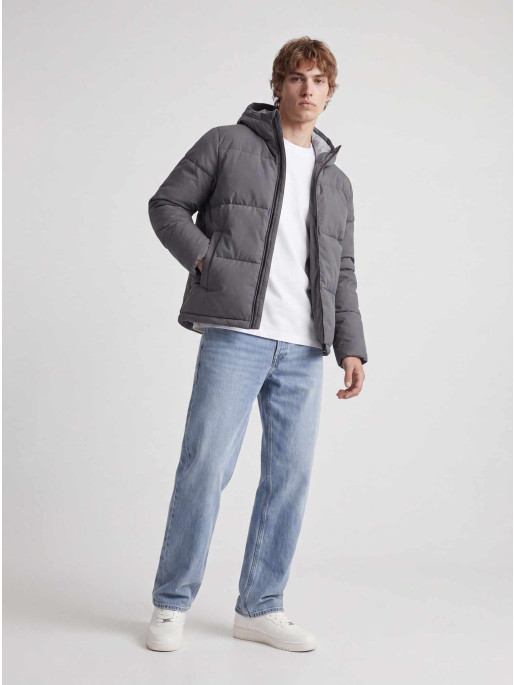 JACK AND JONES