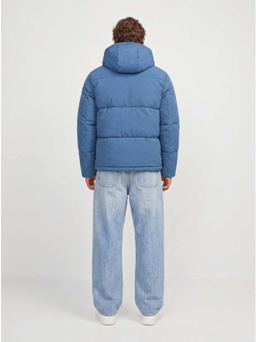 JACK AND JONES