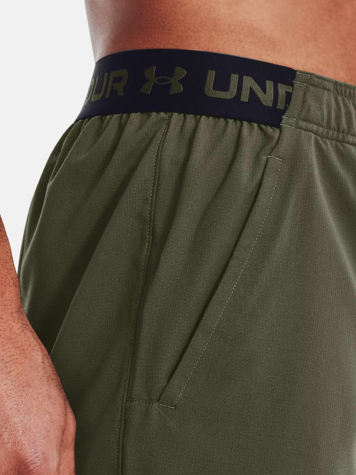 UNDER ARMOUR