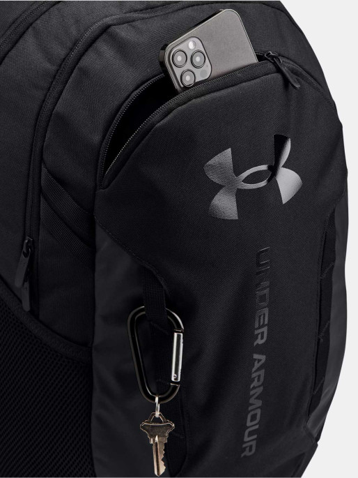 UNDER ARMOUR