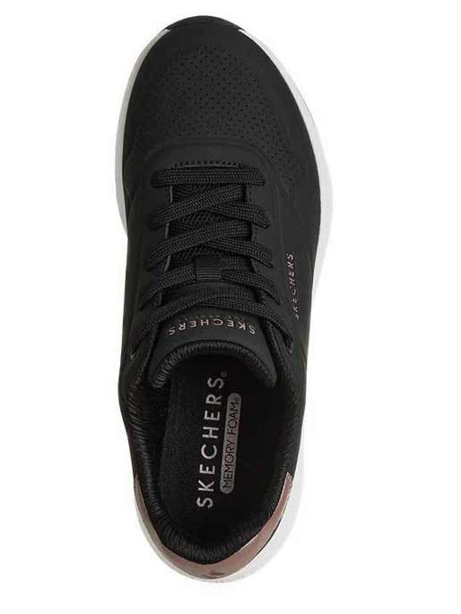 SKECHERS