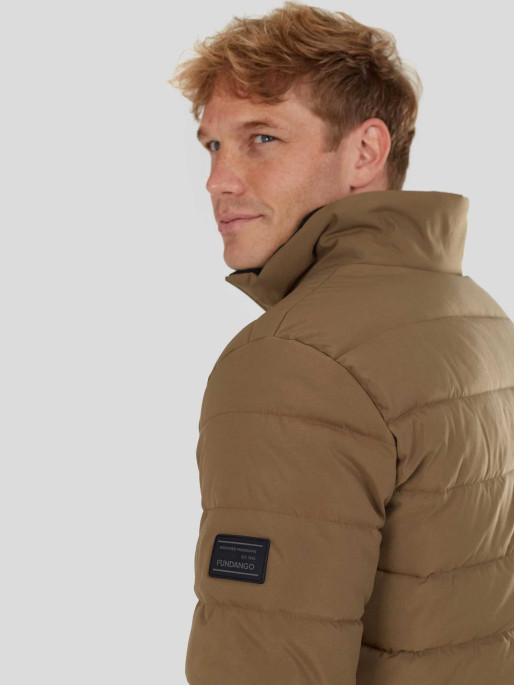 FUNDANGO Яке Arson