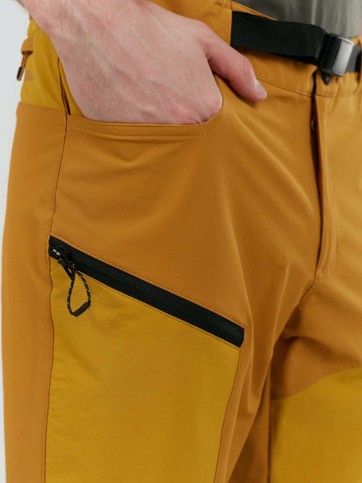 FUNDANGO Shorts Roger