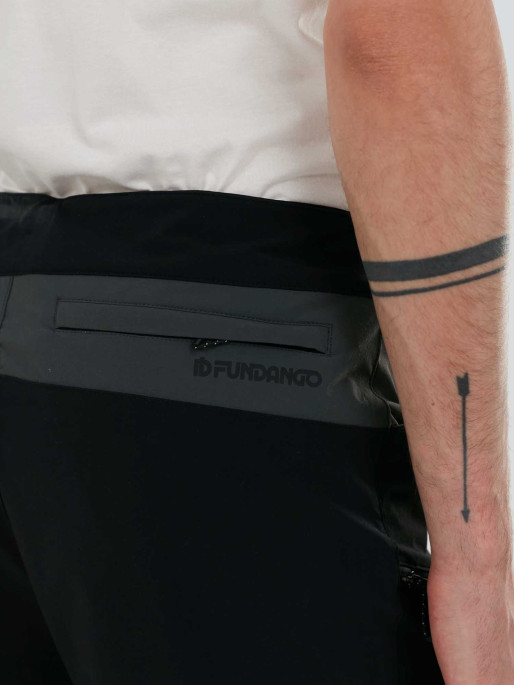 FUNDANGO Къси панталони Roger