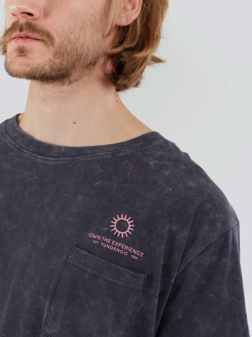FUNDANGO T-shirt Dane Surf Pocket-T