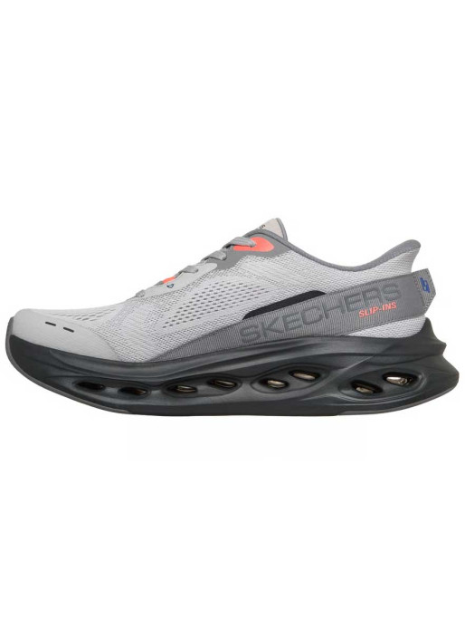 SKECHERS