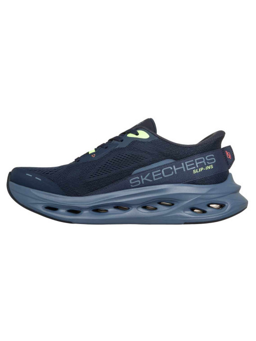 SKECHERS