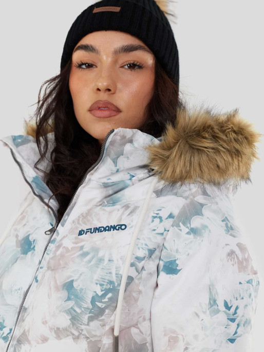 FUNDANGO Яке Puppis