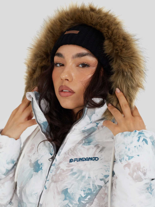 FUNDANGO Яке Puppis