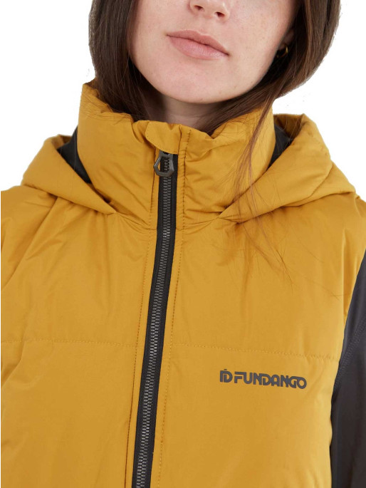 FUNDANGO Scarlet Vest