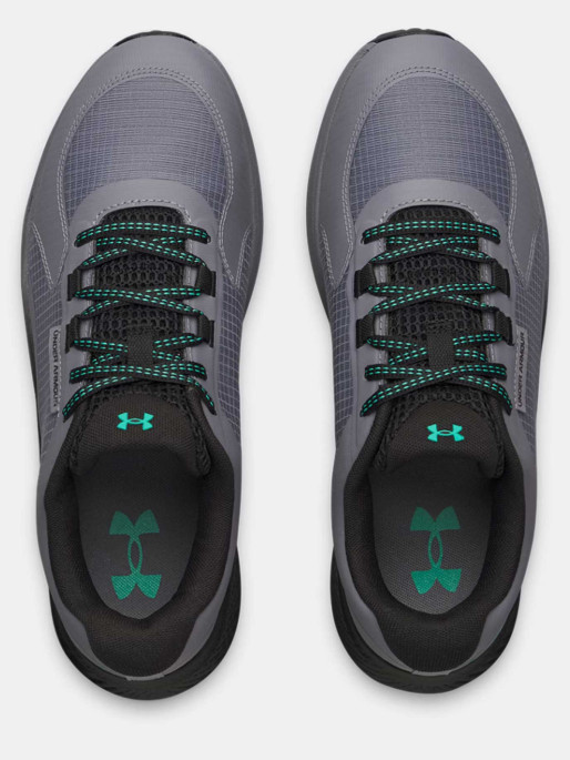 UNDER ARMOUR