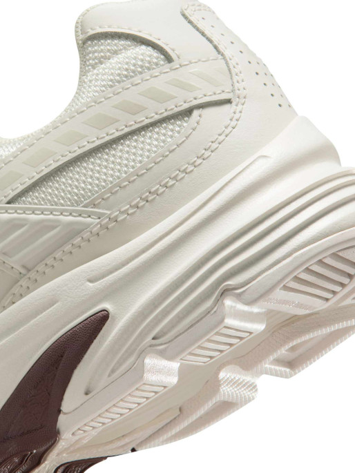 NIKE Παπούτσια WMNS INITIATOR