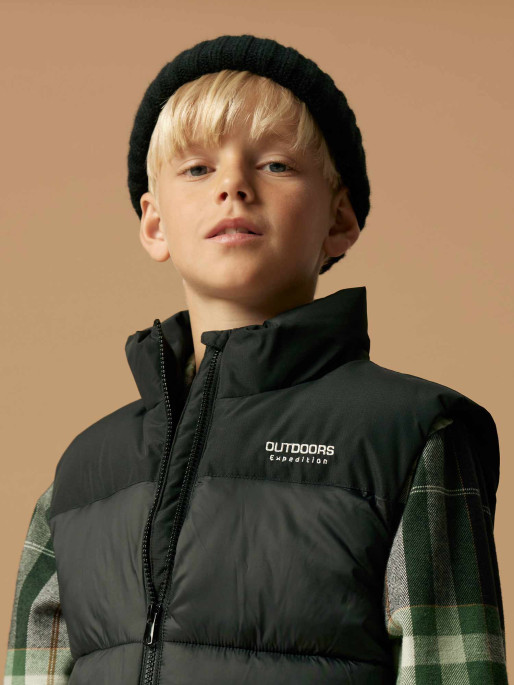 NAME IT Vesta Nkmmole