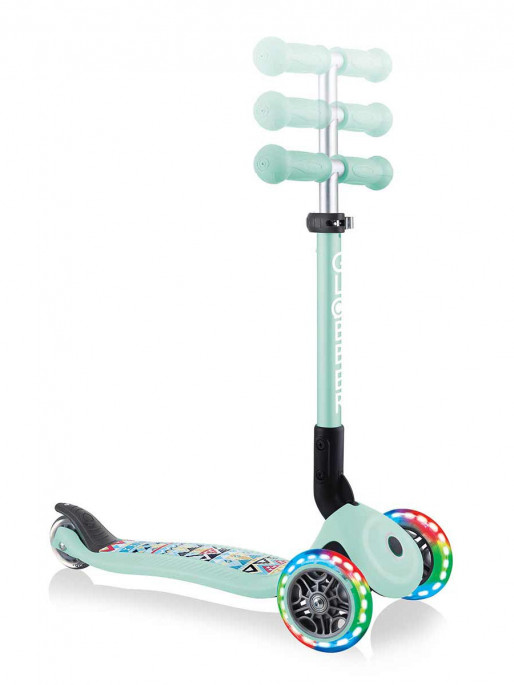 GLOBBER Junior Fantasy Lights Scooter