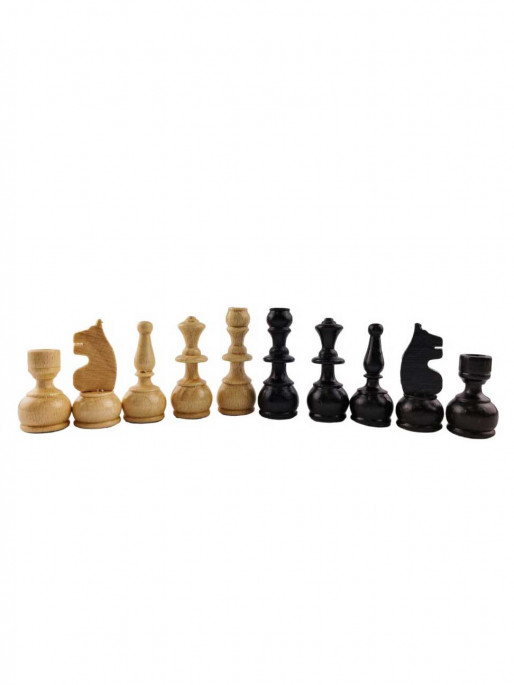 ORESHAK Set of wooden chess pieces