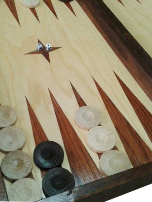 ORESHAK Chess and backgammon set