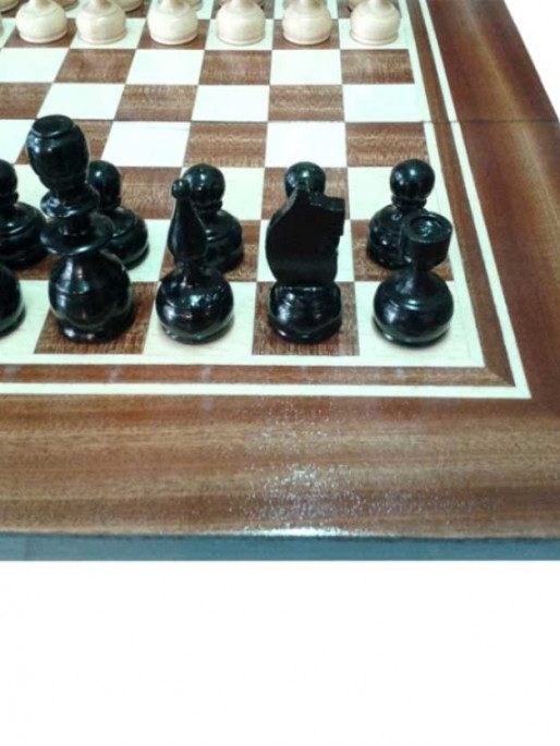 ORESHAK Chess and backgammon set