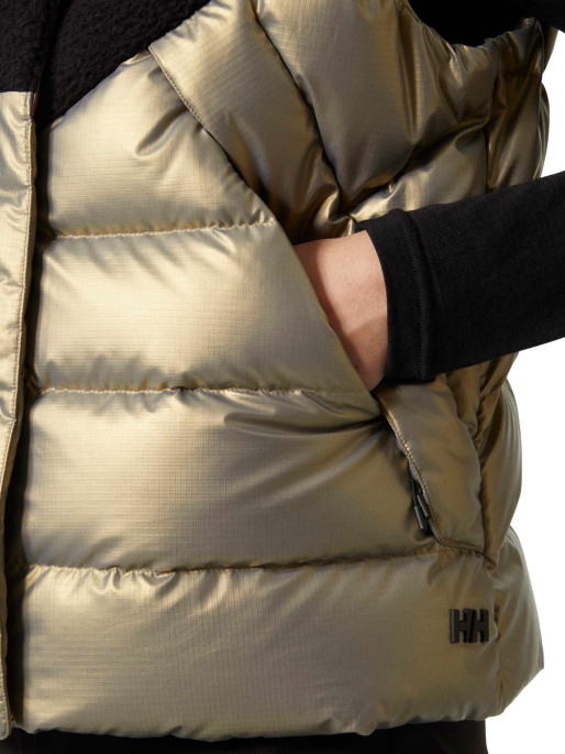 HELLY HANSEN