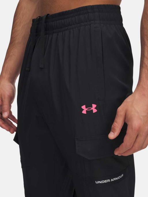 UNDER ARMOUR